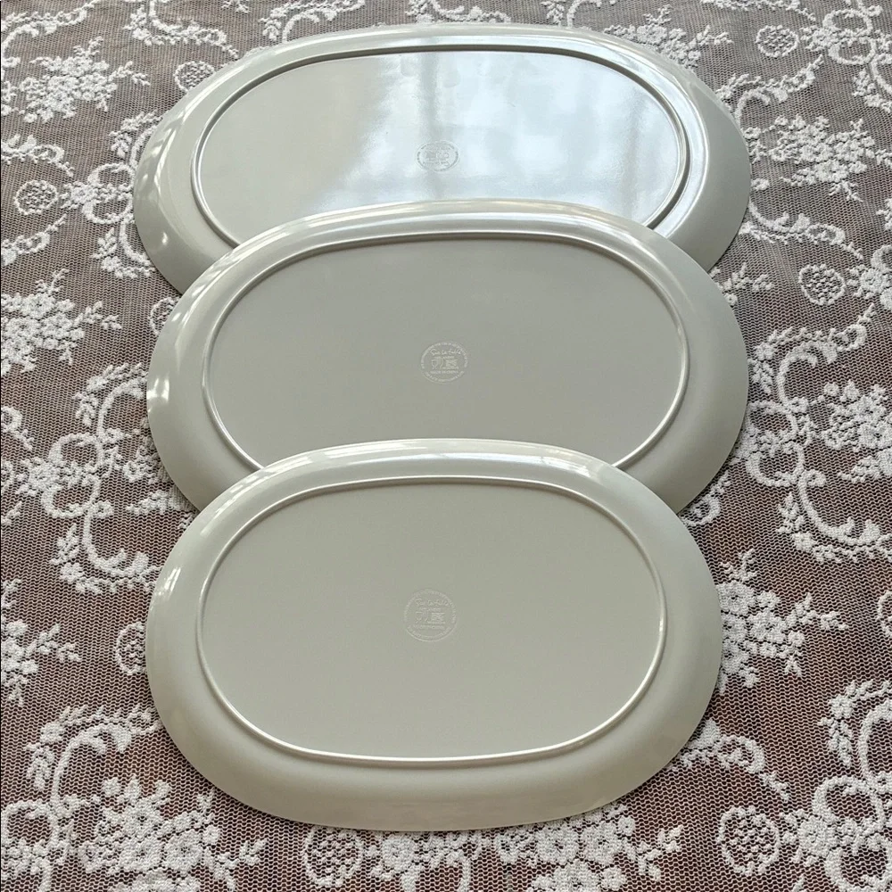 Sur La Table Hawaiian Hibiscus Melamine Oval Platter Set